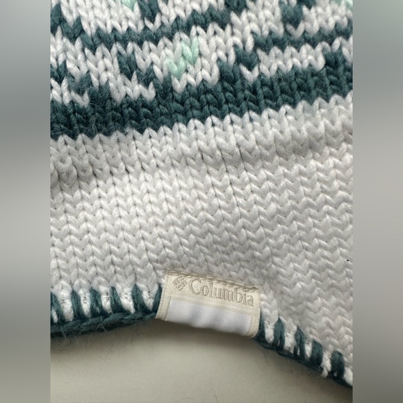 Columbia Winter Knit Hat/Toque with Braided Strings (lined) - Picture 5 of 7